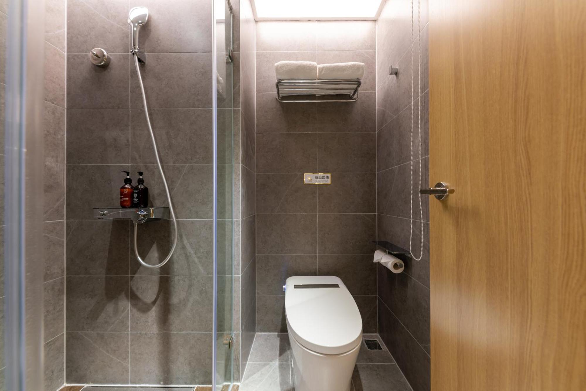 Jingfang Building Smart Hotel - Located In The Busiest Part Of The Downtown Area, Near Beijing Tiananmen Square And The Forbidden City,Wangfujing Shopping Street ,Newly Opened Hotel,Provide Free Laundry Service,Provide Tourism And Ticketing Services Εξωτερικό φωτογραφία